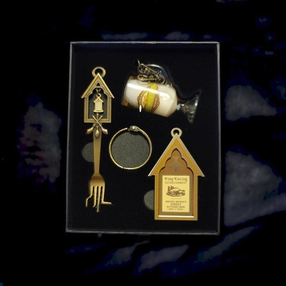 Litjoy Key #20 Wizard Inn & Pub Collectible Key - Picture 2 of 4